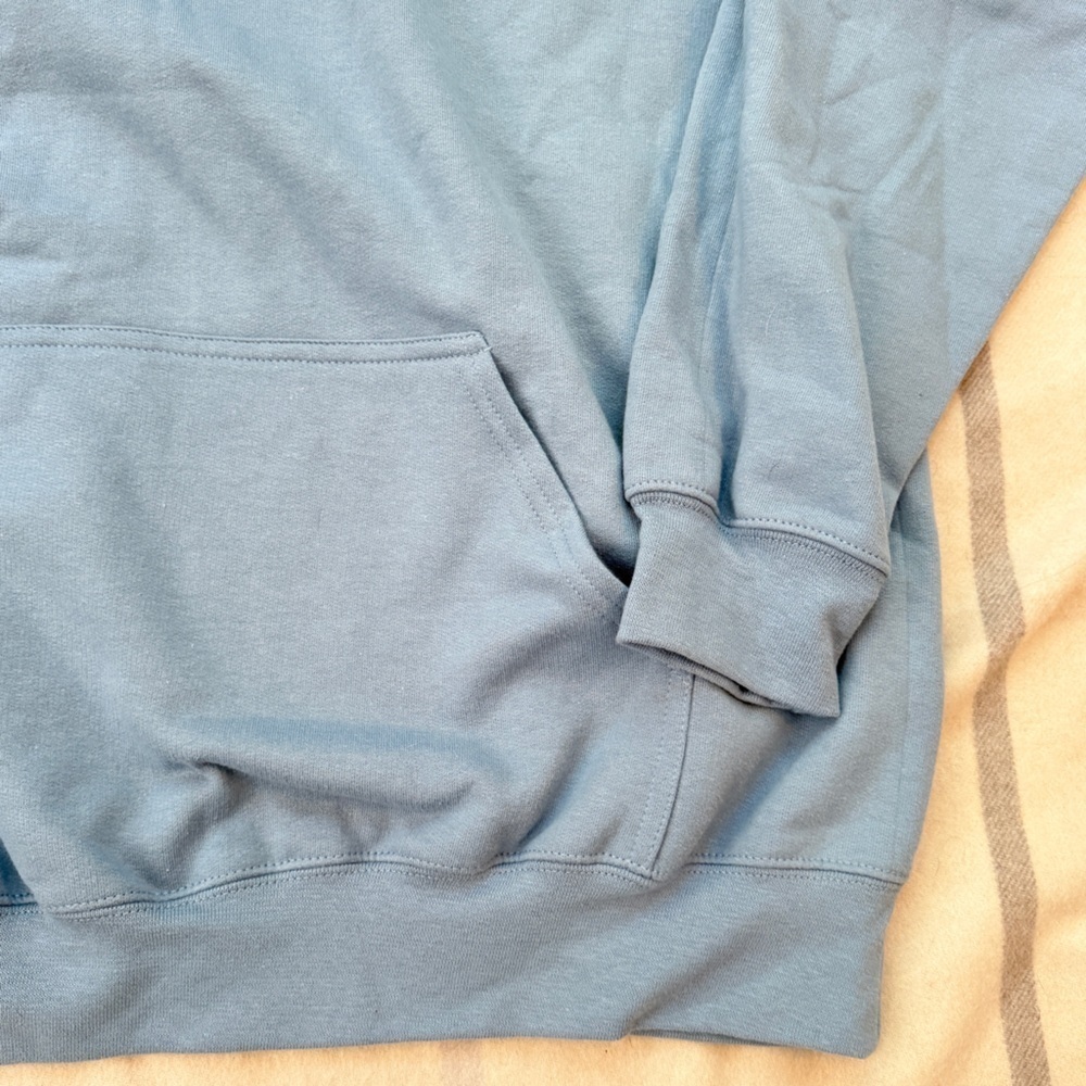 Gildan Light Blue Hoodie with Aspen '24 Design Size Large - Picture 5 of 10